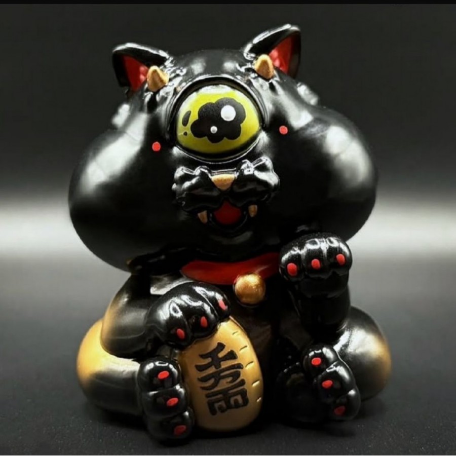 黑色招財貓